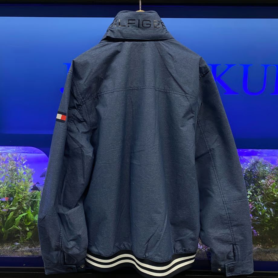 新品未使用　トミーヒルフィガー　ヨットジャケット トミーヒルフィガー TOMMY HILFIGER ナイロン ヨットジャケット