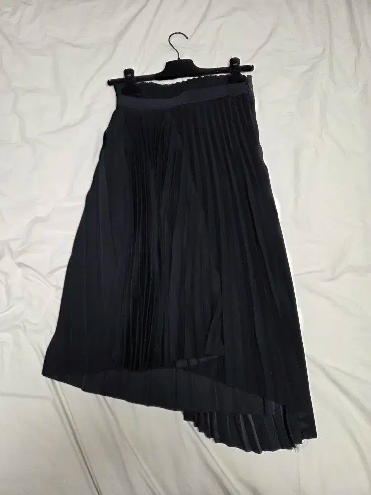 BALENCIAGA バレンシアガ ロゴ バンディング アシメントリー プリーツ スカート