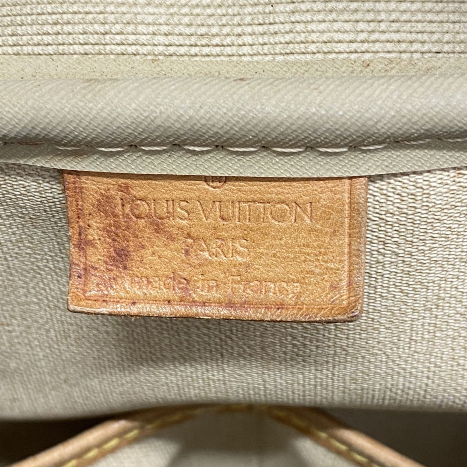 Vuitton ルイ