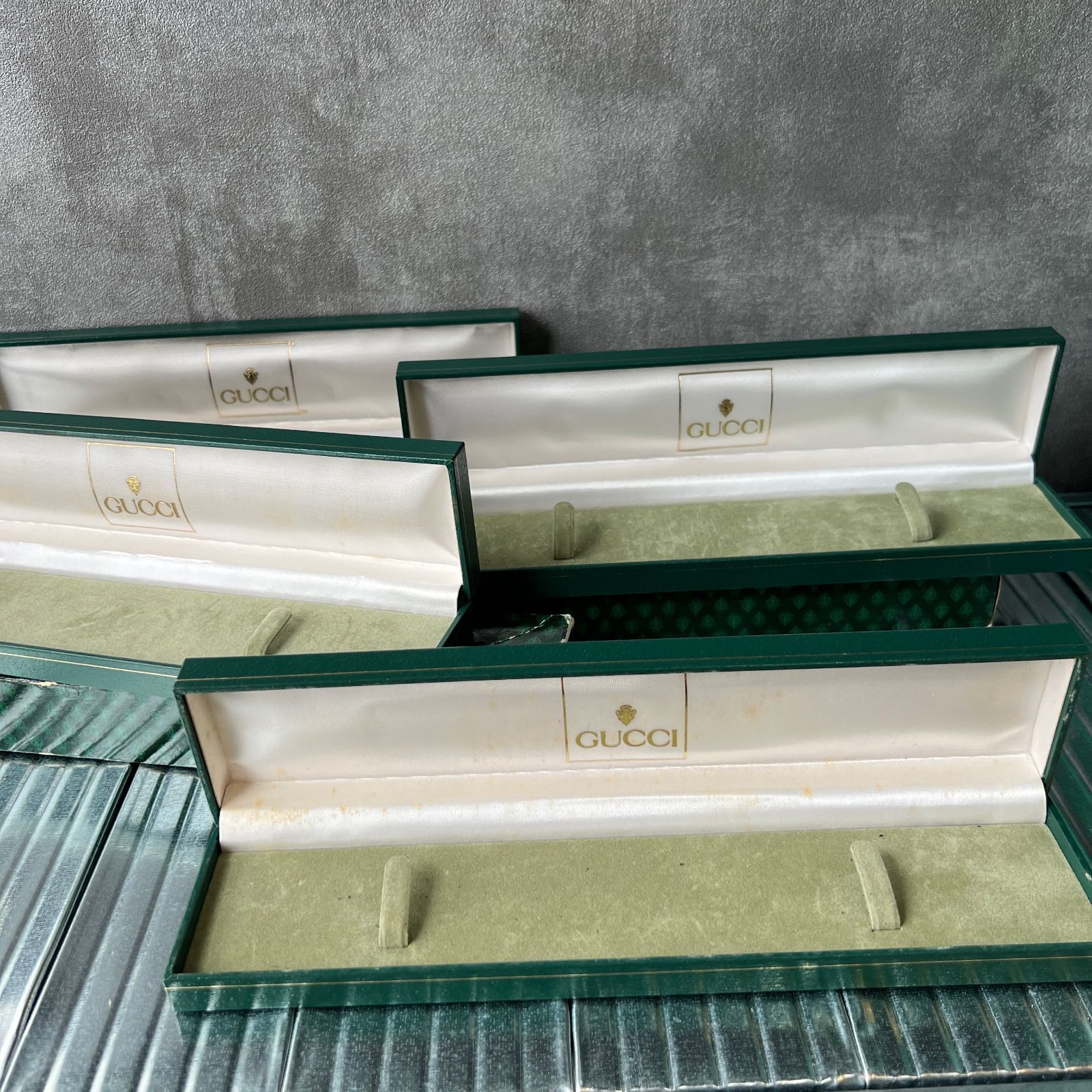 グッチ　時計ケース　空箱　4個セット グッチ GUCCI 空箱 時計ケース BOX 4Pセット - メルカリ