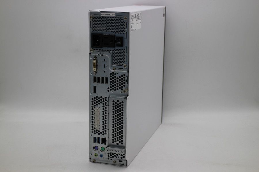 富士通ESPRIMO D558/TX i3-8100 12GB 256GB 富士通 ESPRIMO D558/TX Core i3 8100 3.6GHz/8GB/256GB(SSD