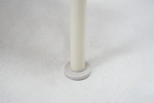 突っ張り洗濯機ラック