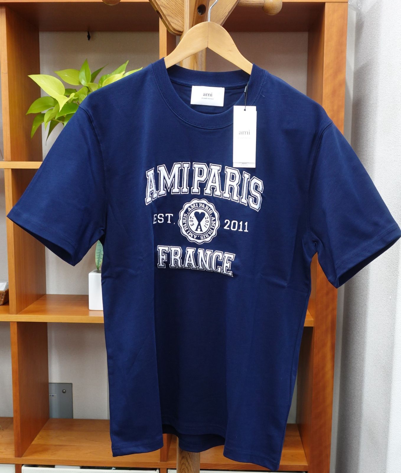 ★送料無料★ AMI PARIS Tシャツ ロゴ 青 大人気 格安 ブルー（青）系 AMI PARIS(アミ パリス) Tシャツ・カットソー
