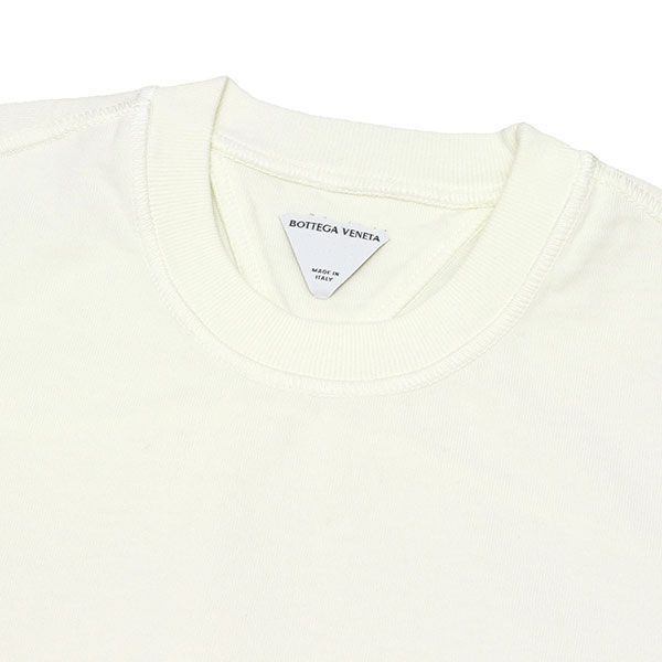 ボッテガ・ヴェネタ BOTTEGA VENETA  レディース ワンポイントロゴ刺しゅう Tシャツ【オフホワイト】 707791 VKLZ0 9071/【2023SS】l-tops ボッテガ・ヴェネタ BOTTEGA VENETA レディース ワンポイント