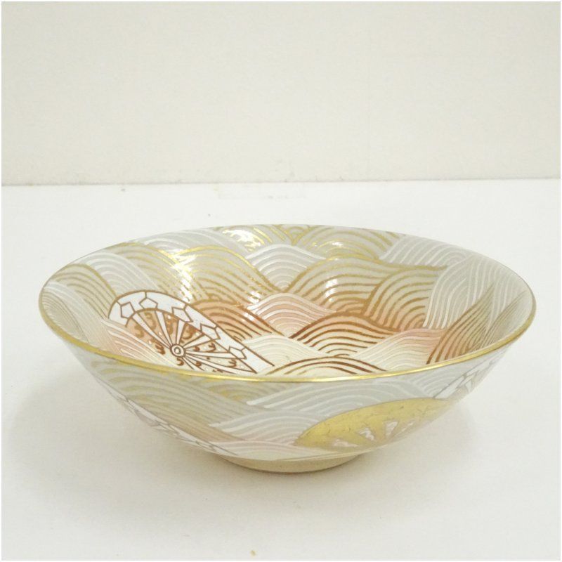 中村桜谷　桜谷窯　京焼　抹茶碗　朱金金襴唐草　共箱あり Amazon.co.jp: 中村桜谷 桜谷窯 京焼 抹茶碗 朱金金襴唐草 共箱