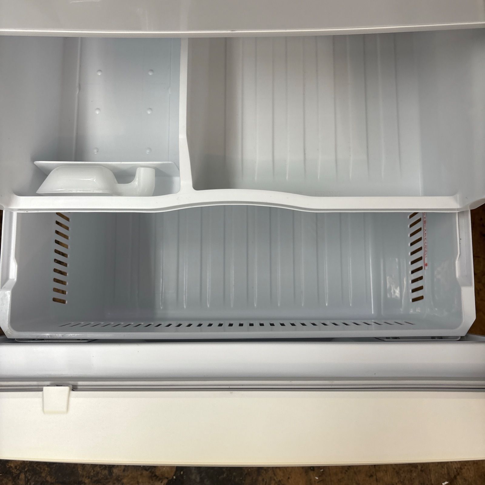 送料設置無料　Panasonic　人気モデル冷蔵庫　335L 送料設置無料 Panasonic 人気モデル冷蔵庫 335L 送料設置無料