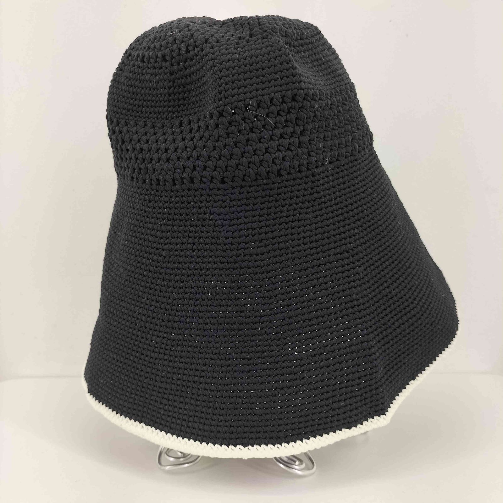 blackmeans x ono yukinori ニットハット　黒/白 blackmeans × ONO YUKINORI Skull Handknit Cap (OFF WHITE