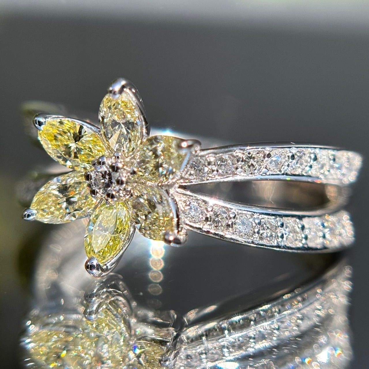 pt900リング フラワーダイヤモンド0.50ct プラチナ