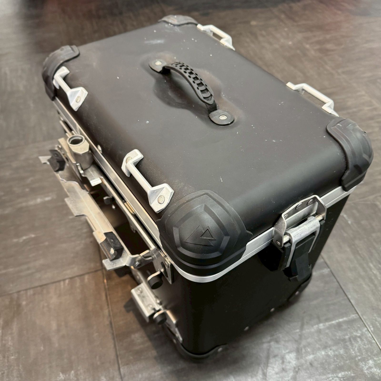 CASE CASE