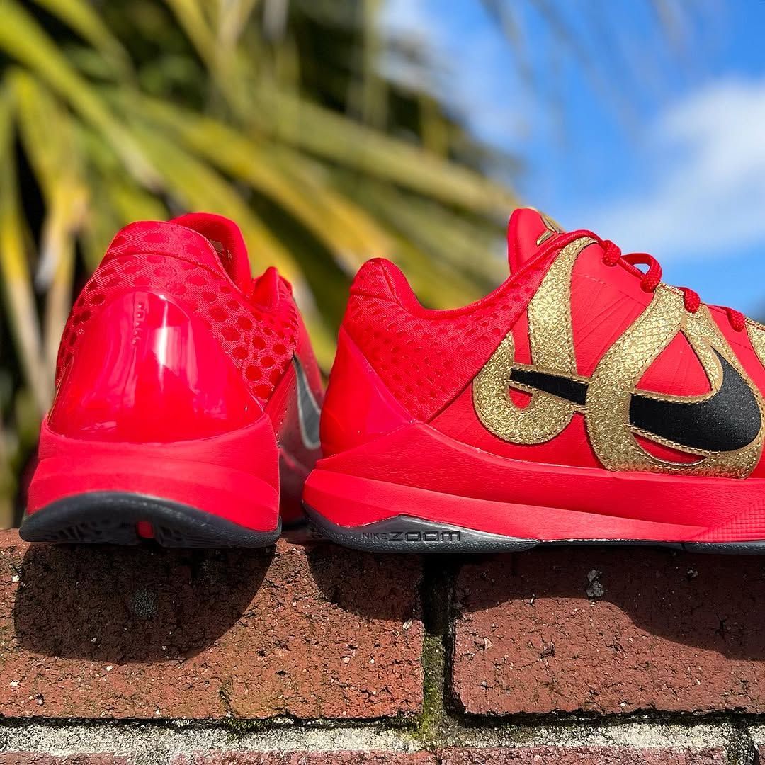 NIKE KOBE 5 PROTRO 'YEAR OF MAMBA' ナイキ コービー プロトロ