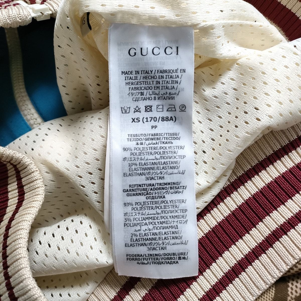 GUCCI ベージュ GGロゴジャンパー s-l400.jpg