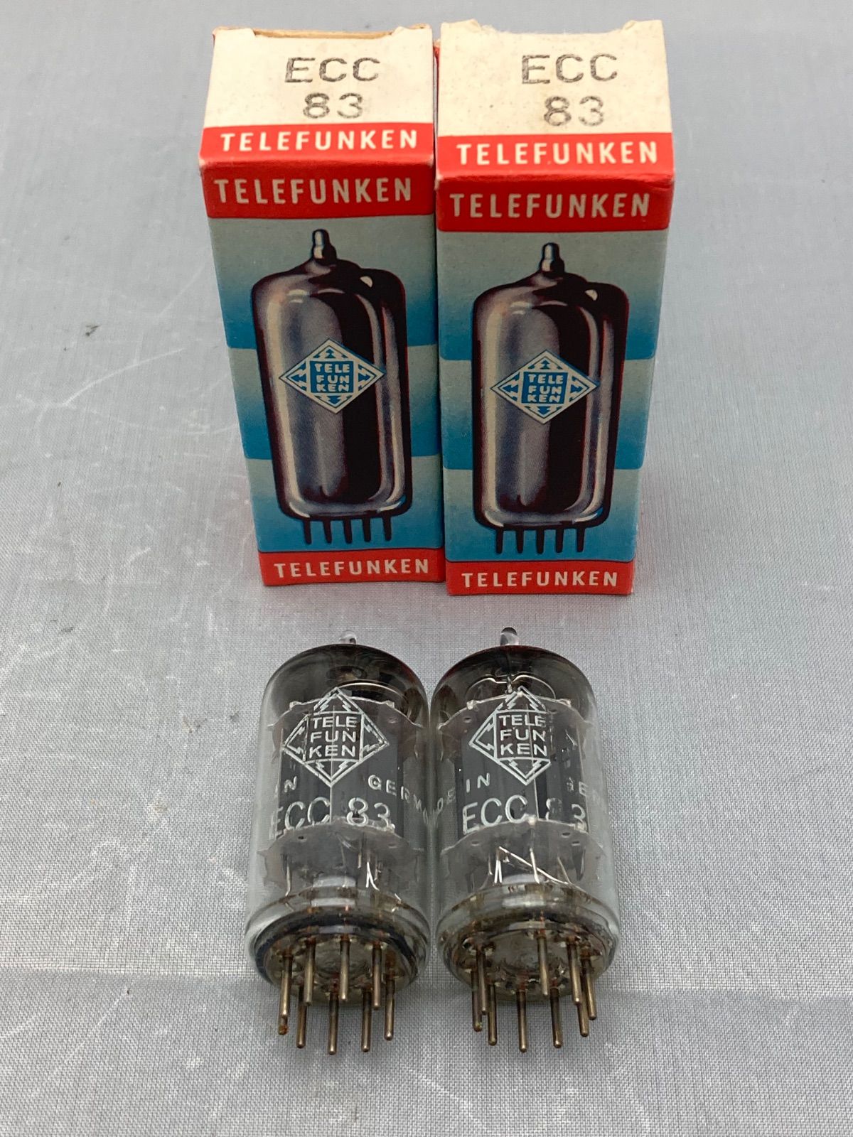 TELEFUNKEN ECC83 真空管 2本セット TELEFUNKEN ECC83 真空管 2本セット