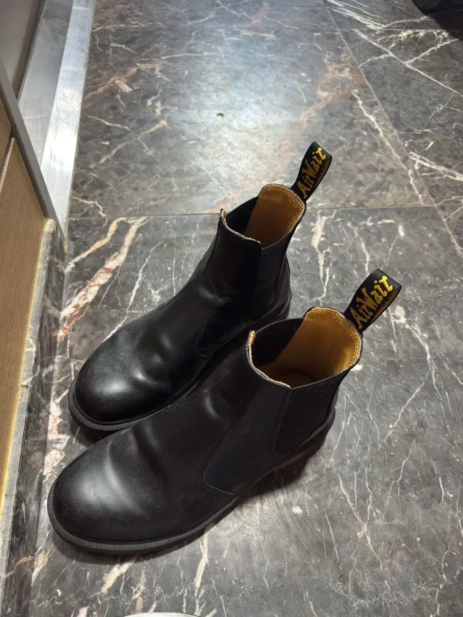 フィグベル サイドゴアブーツ【VINTAGE BLACK】 BOOTS フィグベル