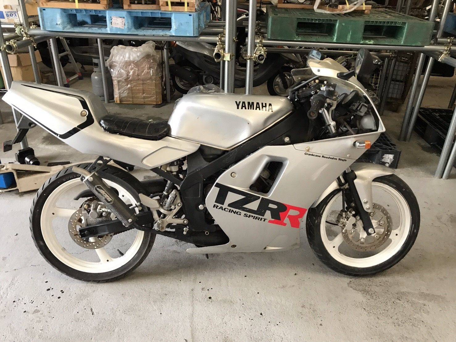 ヤマハ TZR50R 4EU エンジンスプロケットカバー Y130-37