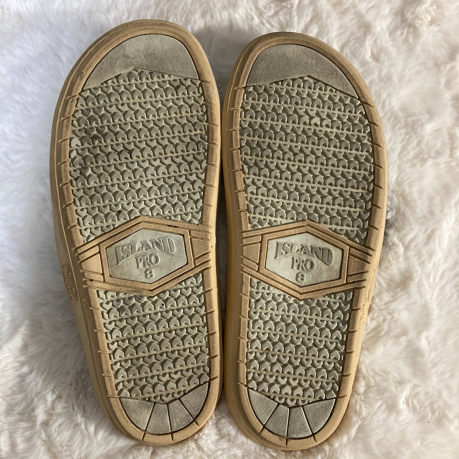 SLIPPER