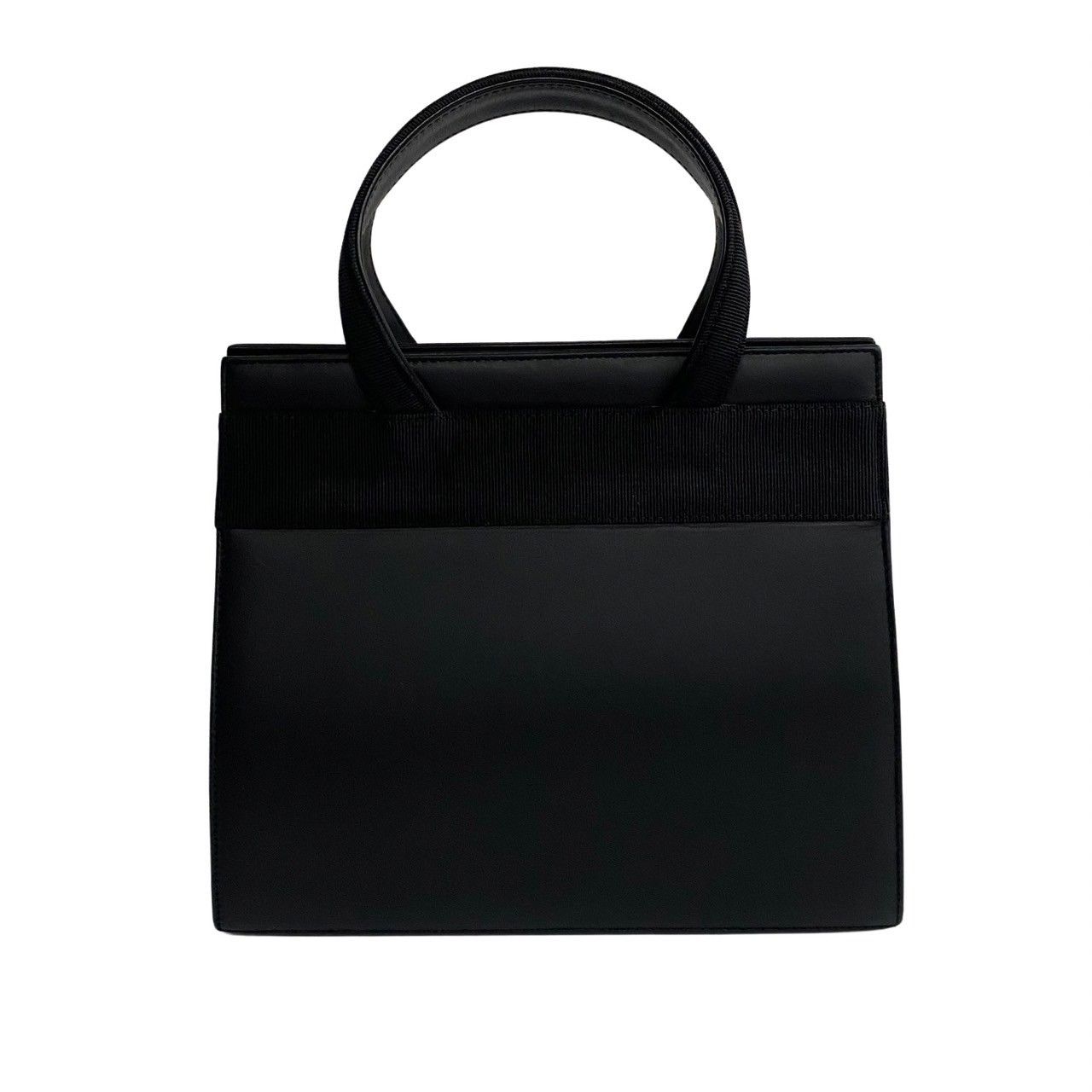 極 美品 Salvatore Ferragamo サルヴァトーレフェラガモ ヴァラリボン 