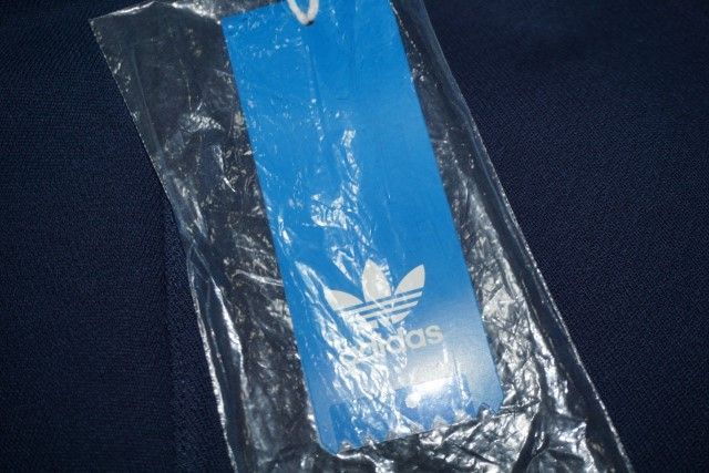 アディダス adidas スウェット ショートパンツ 紺 GT9918 メンズ