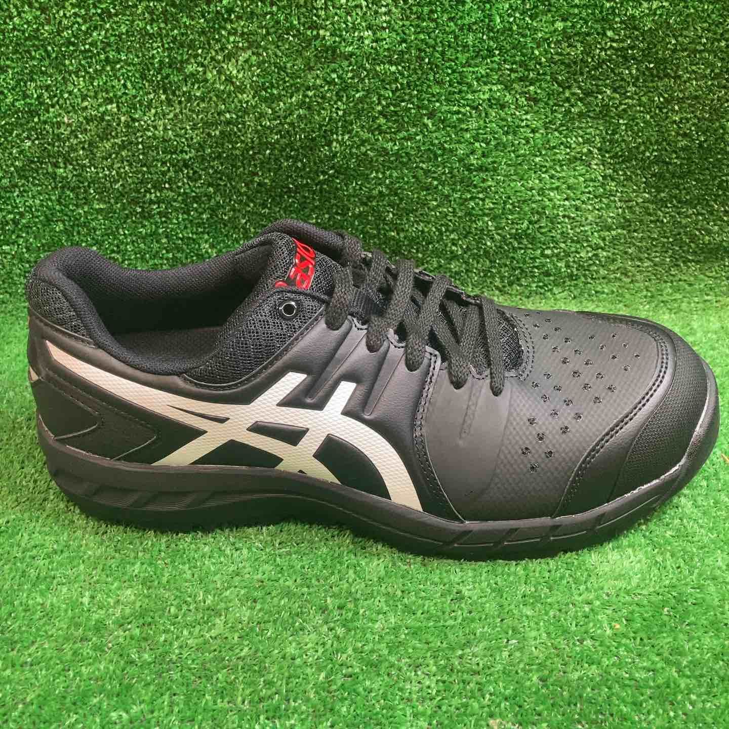 アシックス スニーカーブーツ