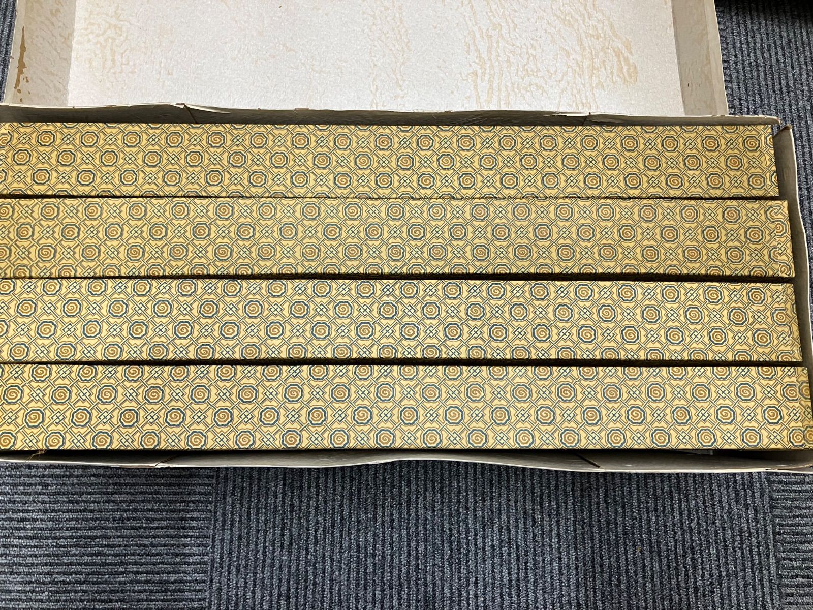 【本人から直接購入】サラカードル　レジンアート　【価格提案可】 本人から直接購入】サラカードルレジンアート【価格提案可】