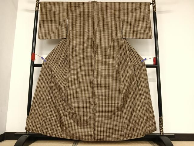 平和屋着物●上質な紬　格子　正絹　逸品　AAAU0140np 平和屋着物○上質な紬 格子 正絹 逸品 AAAU0140np - メルカリ