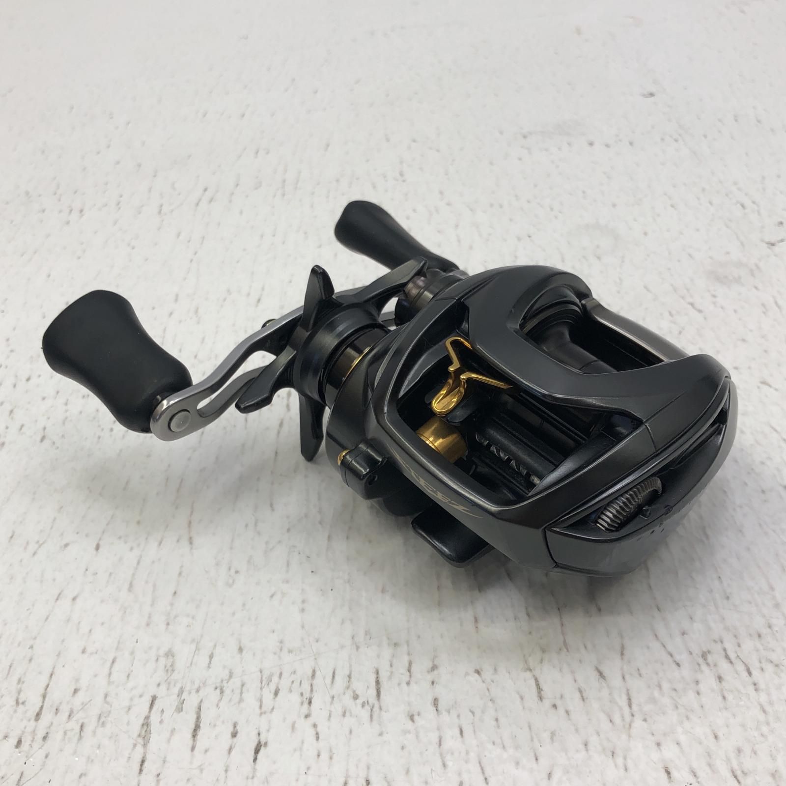 加古川店 Daiwa | ダイワ リール スティーズSVTW 1016SV-H ベイトリール|右ハンドル 86