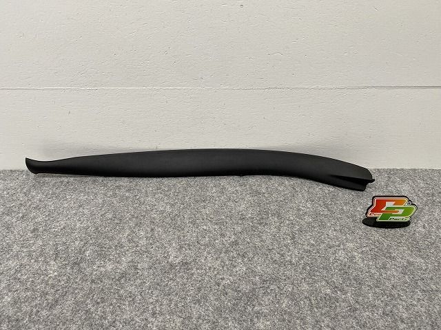 新品!ゴルフ5/GOLFⅤ 1K系 左 フロント ドア ガーニッシュ トリム 1K4 837 381 D 1K4837381D5AP フォルクスワーゲン(140271)