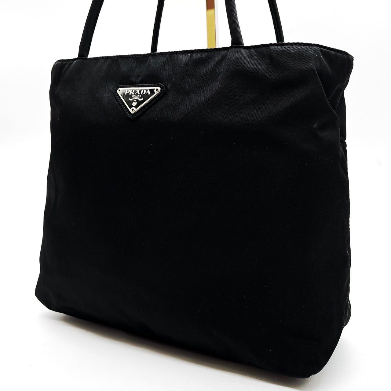美品✨ PRADA トートバッグ A4可 ナイロン レザー 黒 三角ロゴプレート PRADA プラダ 三角ロゴプレート ナイロン レザー トートバッグ