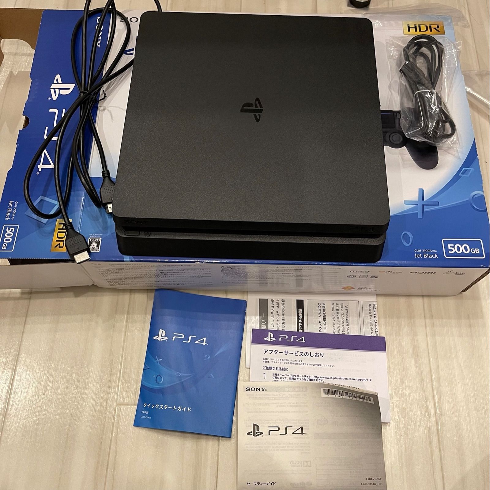 美品】CUH-2100A PS4 500GB 本体 - メルカリ