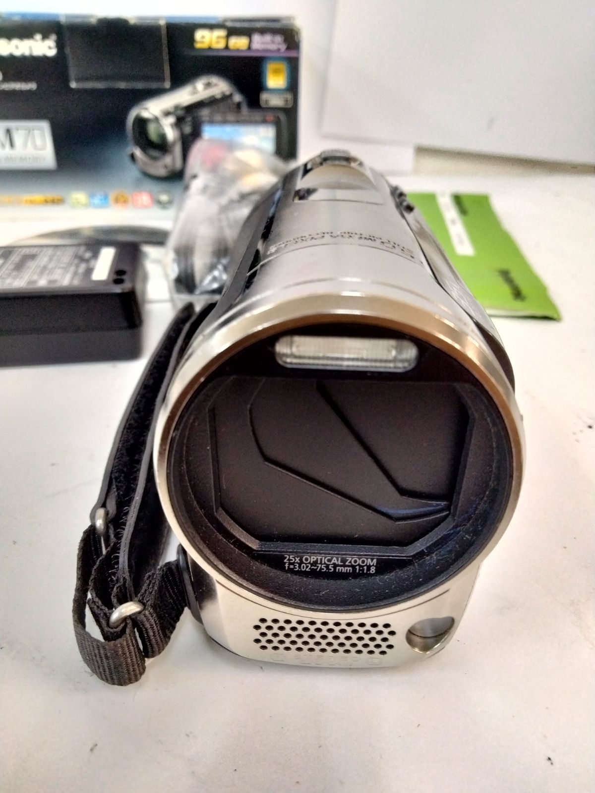 Panasonic HDC-TM70 本体 充電器 バッテリー付 Panasonic HDC-TM70