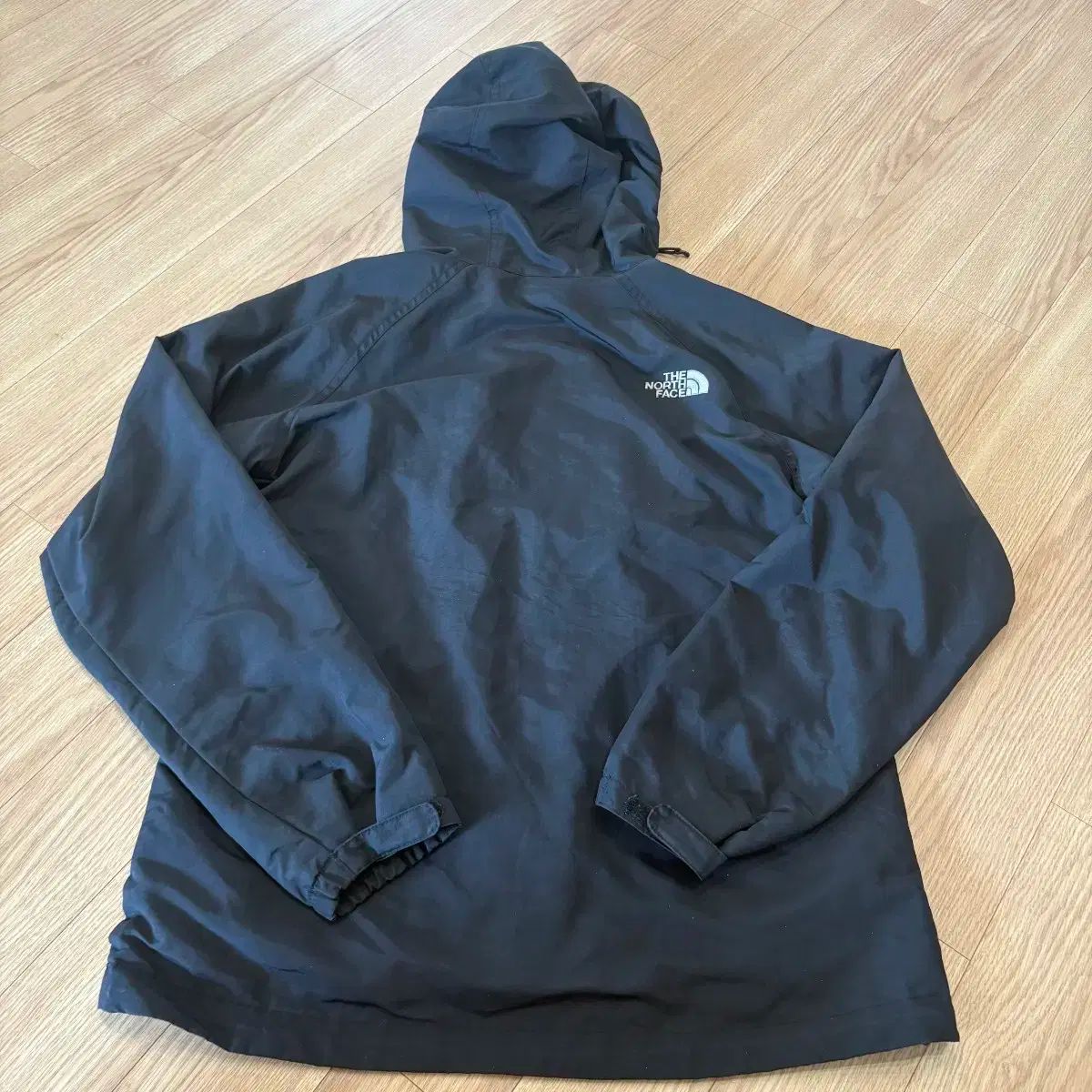 THE NORTH FACE(ザ・ノース・フェイス) ブラック フード THE NORTH FACE(ザ・ノース・フェイス) ブラック フード
