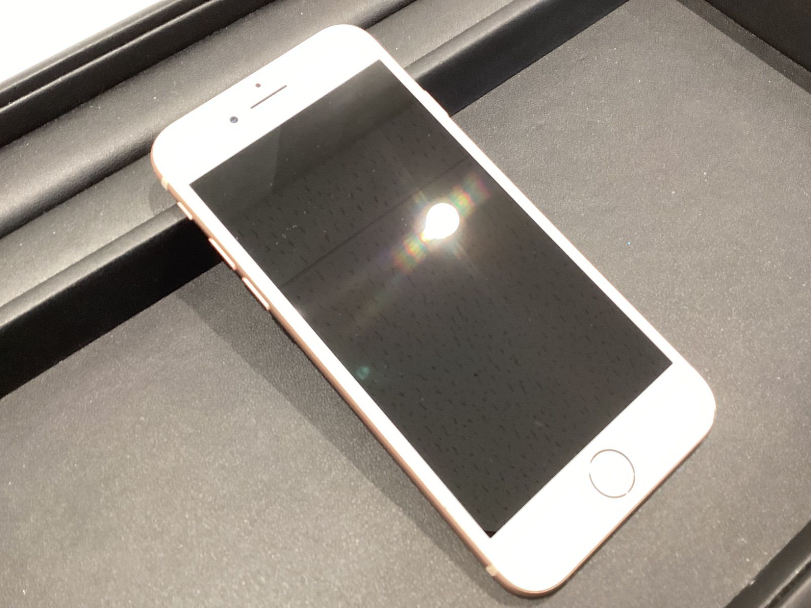 O290 【美品】Apple iPhone8 本体 64GB SIMフリー・初期化済み