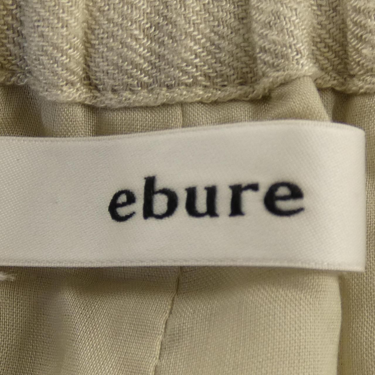 ebure パンツ