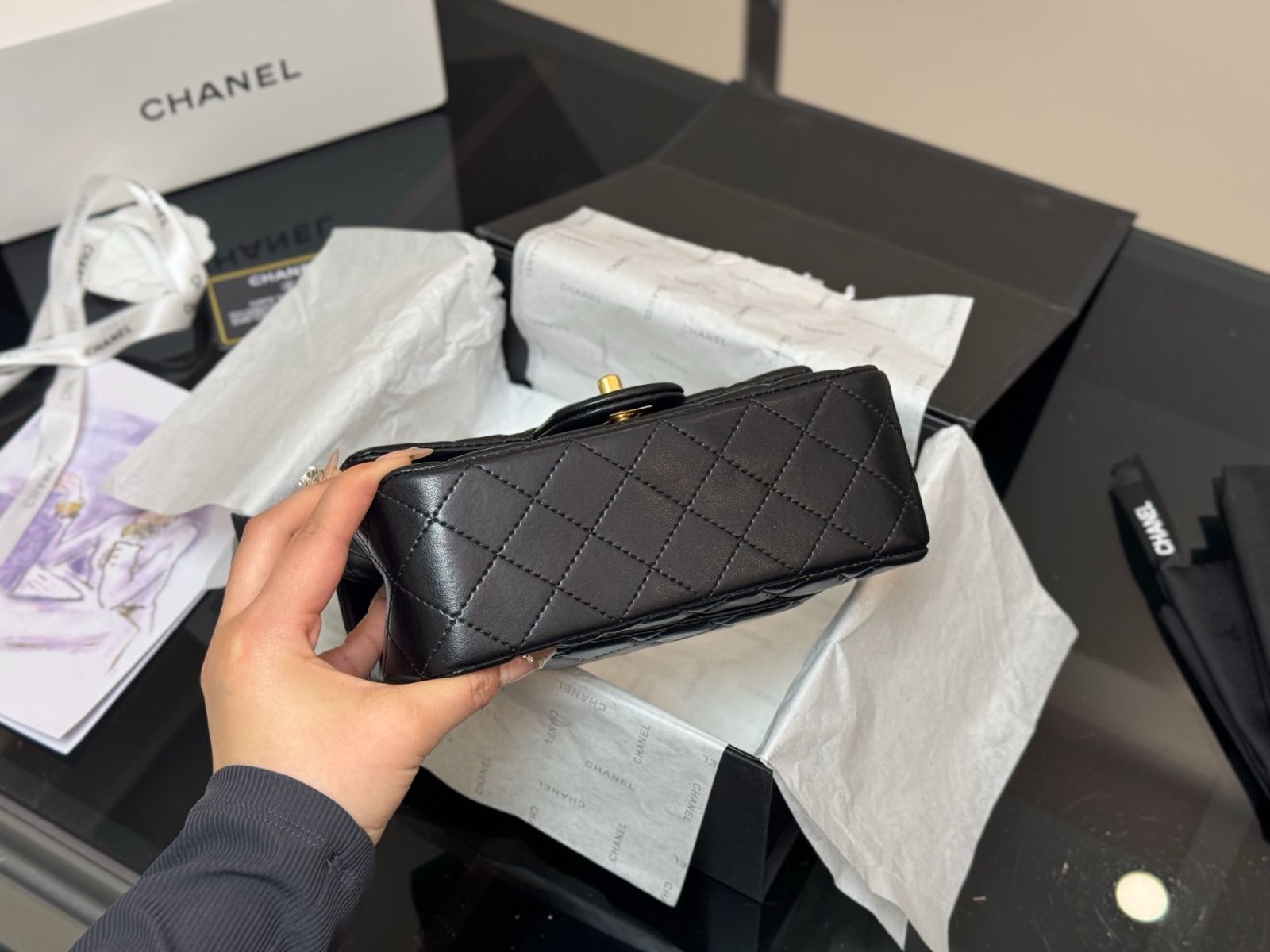 【CHANEL】ベロアトング シャネルパール CHANEL】ベロアトング シャネルパール