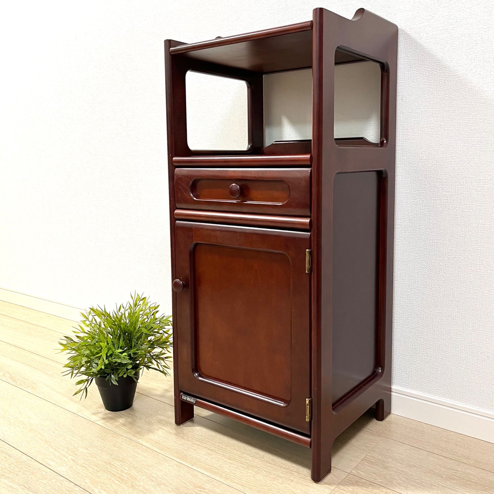 た38 棚板付き karimoku カリモク 電話台 FAX台 花台 収納 サイドチェスト キャビネット 天然木 ビンテージ