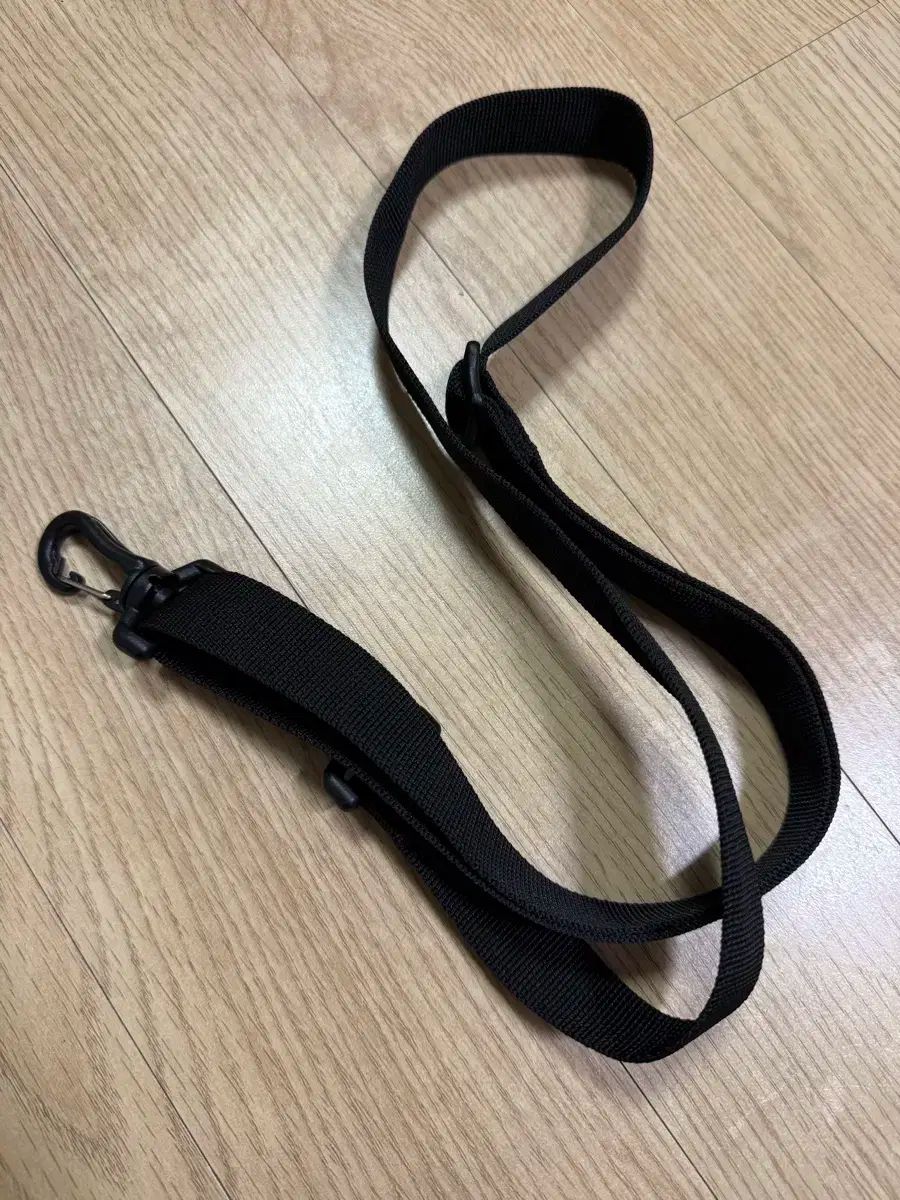 SALOMON サロモン 2WAY ファー 取り外し ストラップ トート クロスバッグ イエロー