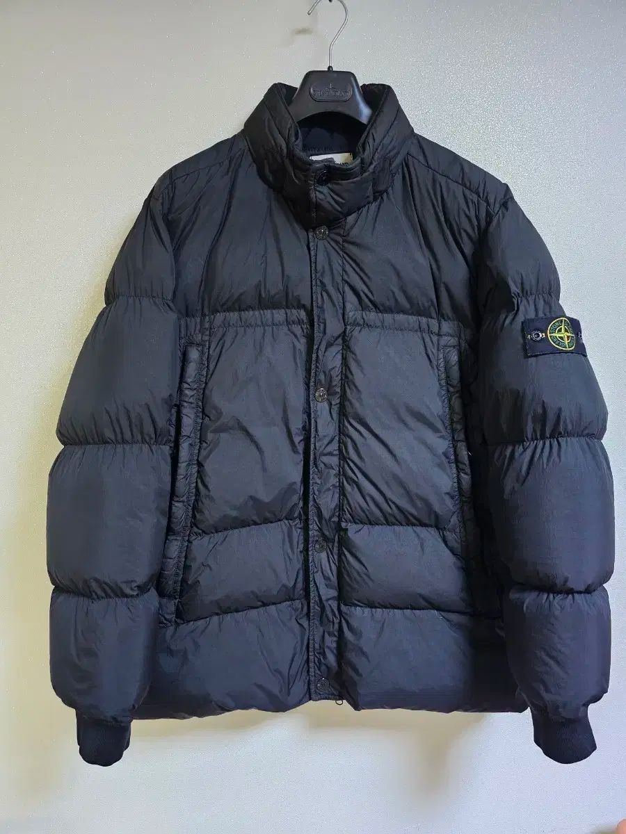 ストーンアイランド クリンクルレップス フードなし ダウン ほぼ