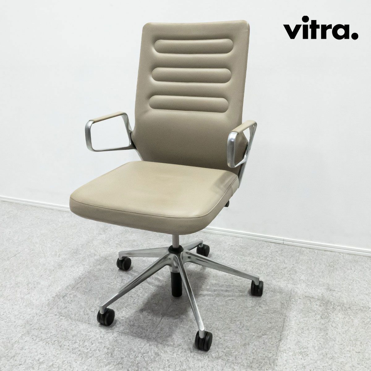 品】Vitra ヴィトラ AC4 エーシー４ オフィスチェア キャスター付 本革