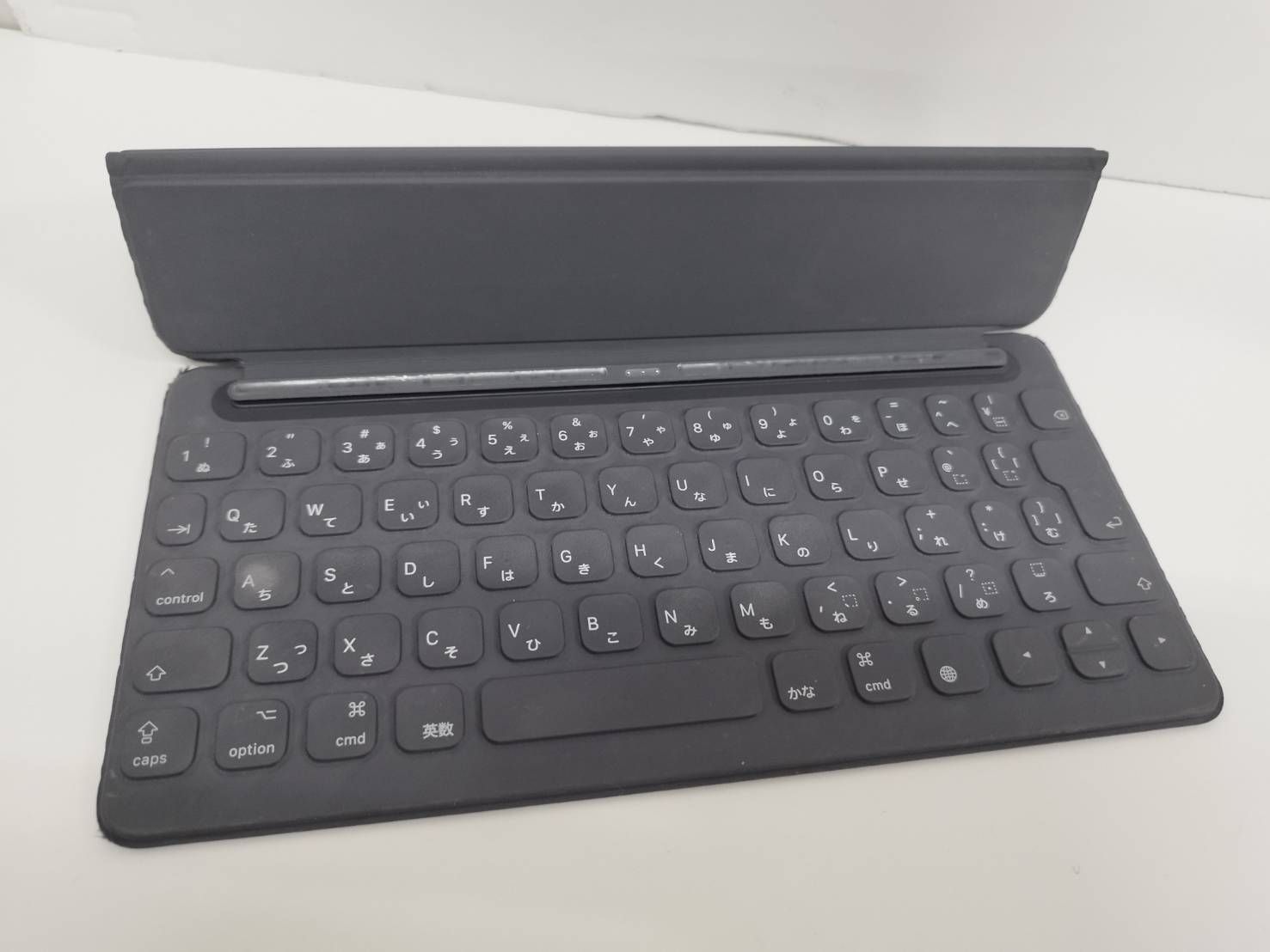 【美品】iPad Smart Keyboard 日本語 純正 A1829 iPad Smart Keyboard 美品 A1829 スマートキーボード - メルカリ