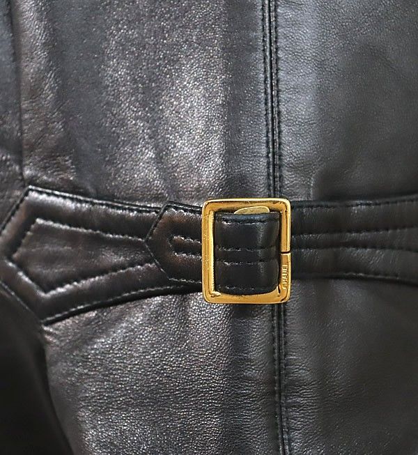 広尾店】シャネル CHANEL ココマーク レザーベスト 黒 【13942