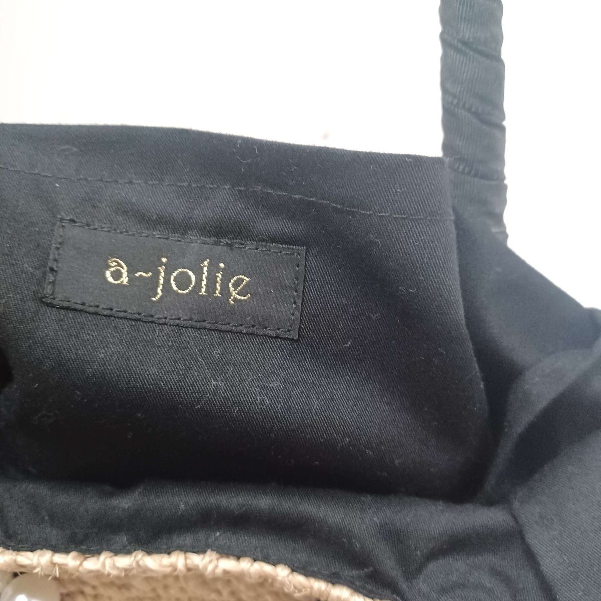 a-jolie(アジョリー) トートバッグ美品 - ベージュ×黒×マルチ パール