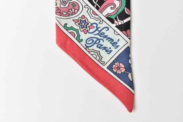 エルメス ツイリー スカーフ ペイズリーモチーフ ローズマルチ - メルカリ