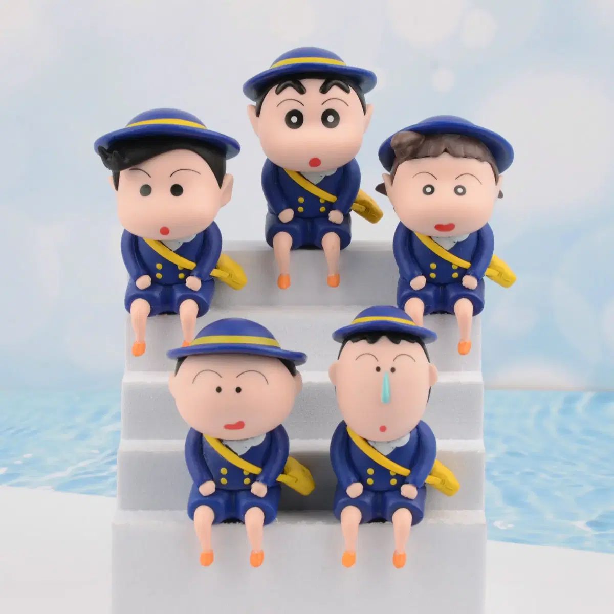 クレヨンしんちゃん 幼稚園服 フィギュア 5 種 セット