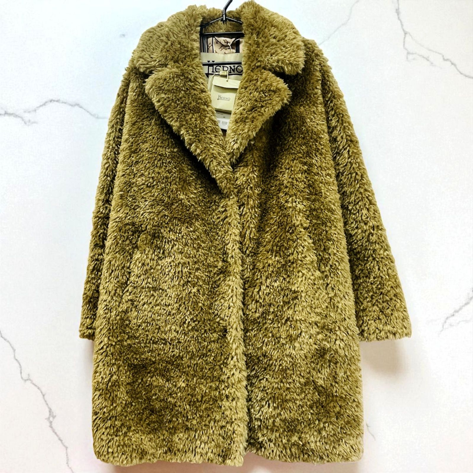 極美品 HERNO ヘルノ CURLY FAUX FUR OVERSIZE FIT カーリーヘア エコファー ボア コート 42 ...