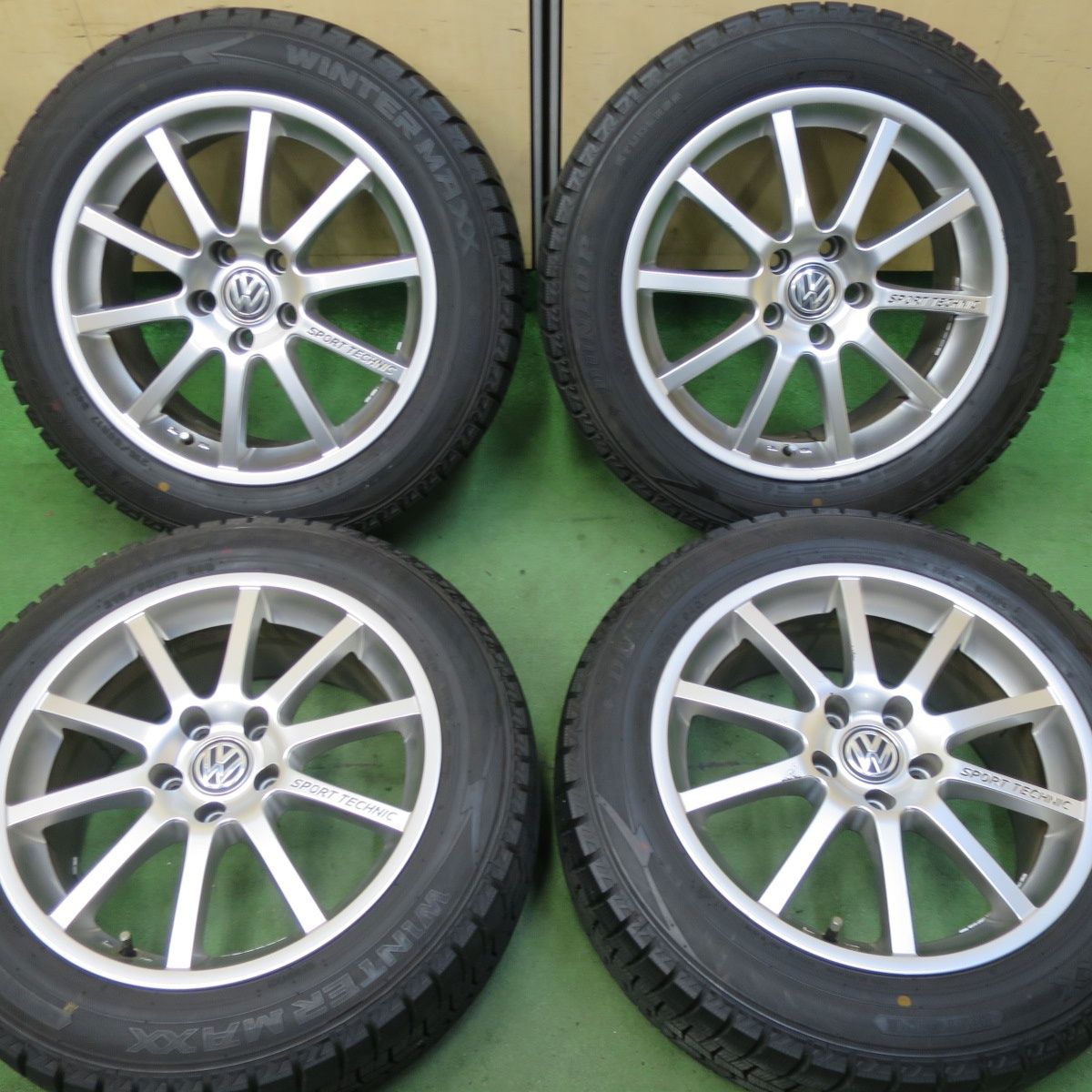 バリ溝！22年！9.5分☆ワーゲン 等 215/55R17 SPORT TECHNIC 