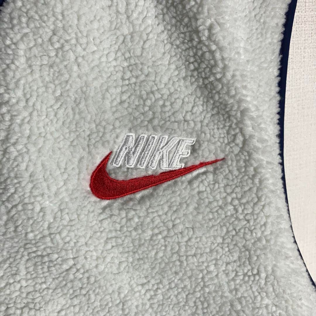 【激レア】90s NIKEリバーシブル パーカー L 刺繍ロゴ B系 スケーター 激レア】90s NIKEリバーシブル パーカー L 刺繍ロゴ B系 スケーター 銀