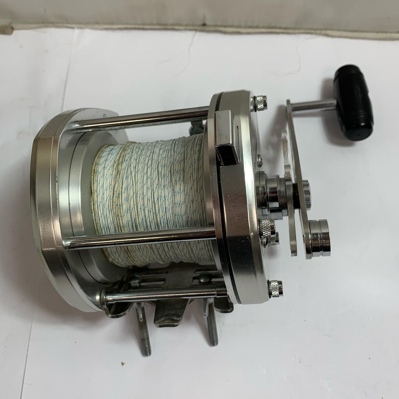  SHIMANO シマノ バンタム2000 L 両軸リール 両軸リール リール