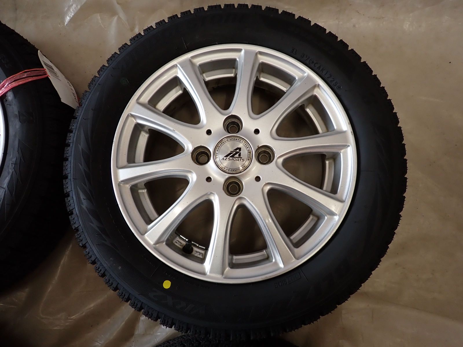 再入荷!!送料無料!! 冬 製 4本SET 会社宛 155 65R14×4.5J 75Q ブリヂストン ブリザック VRX2 アルミ N-BOX デイズ サクラ タント NO D6194