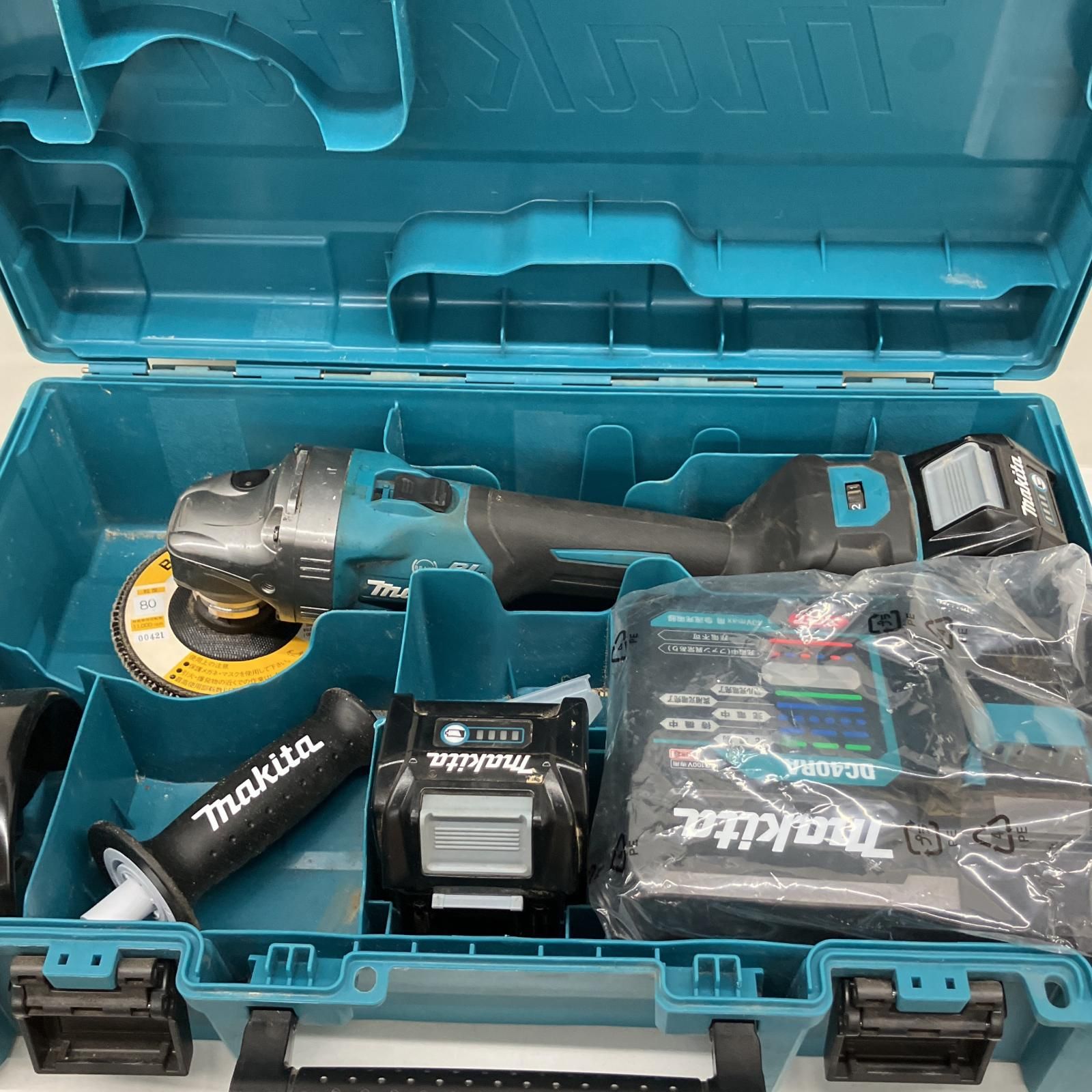 △△MAKITA マキタ 125mm 40V充電式ディスクグラインダ スライドスイッチ 充電池2個 ケース付 GA018G