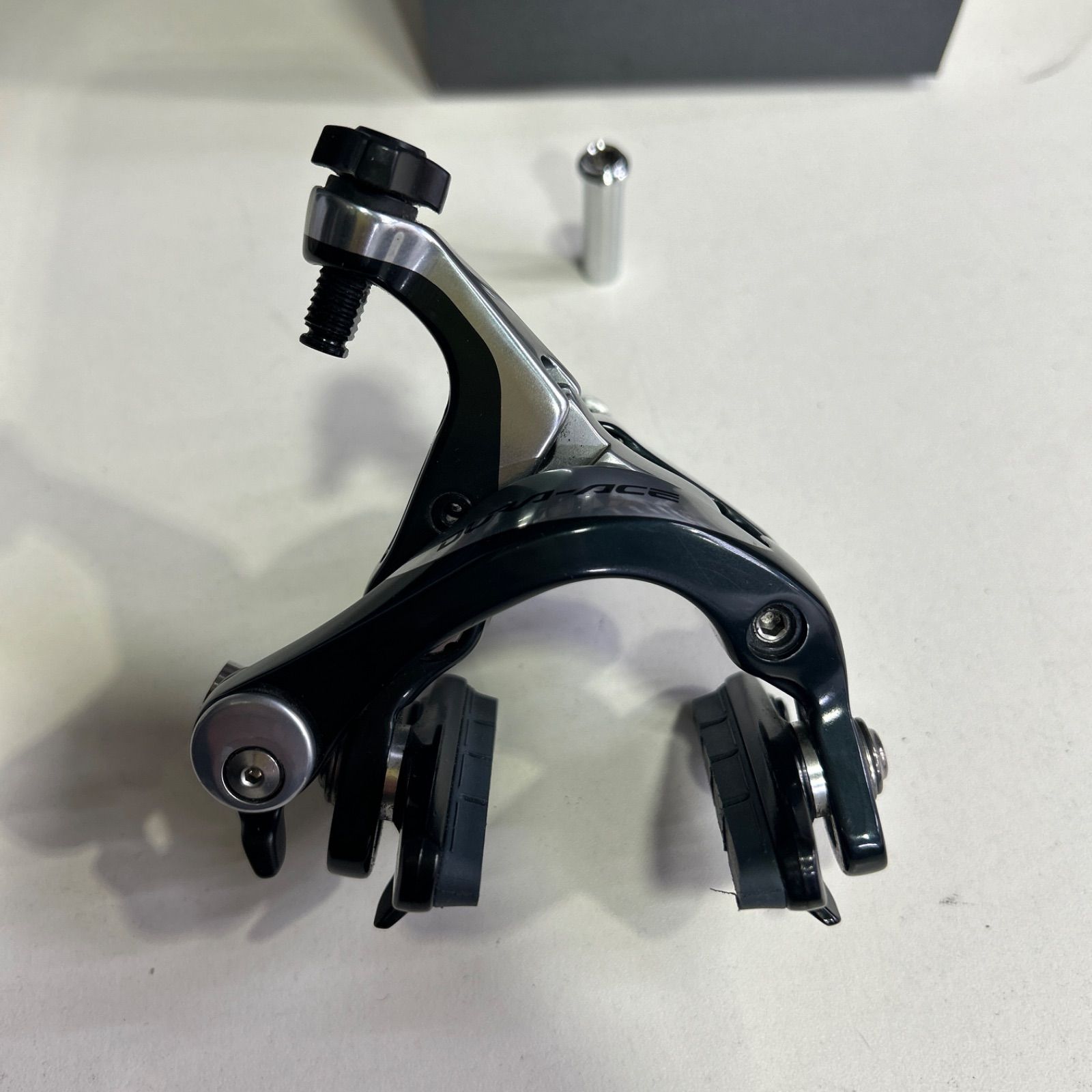 美品】SHIMANO BR-9000 フロントブレーキキャリパー DURA-ACE 美品】SHIMANO BR-9000 フロントブレーキキャリパー DURA-ACE