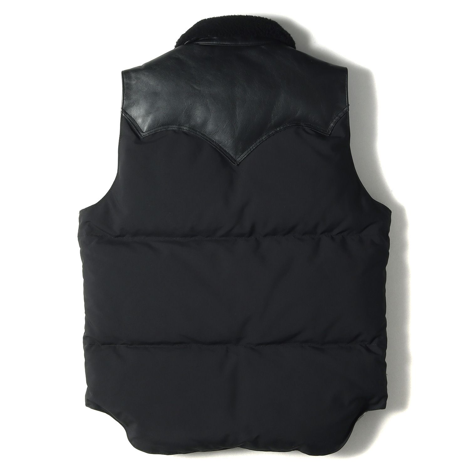 美品 1piu1uguale3 ウノ ピュ ウノ ウグァーレ トレ ナイロン ダウン ベスト 47960 × Rocky Mountain Featherbed 襟ボア クリスティ